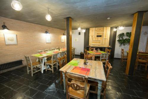 Rustik Hostal Rural Hotel โมลีนาเซกา ภายนอก รูปภาพ